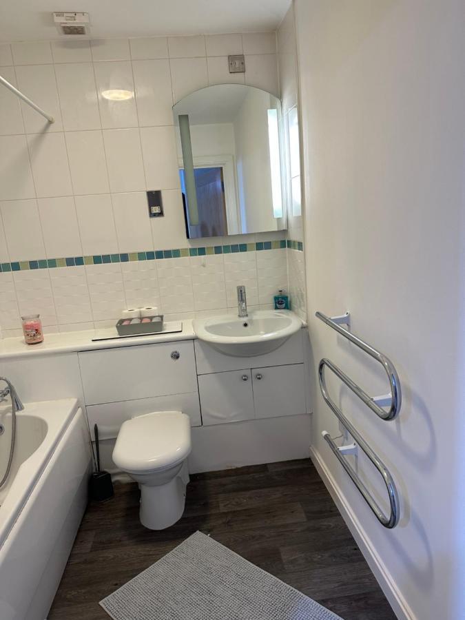 2 Bed Modern Apartment Swansea Dış mekan fotoğraf